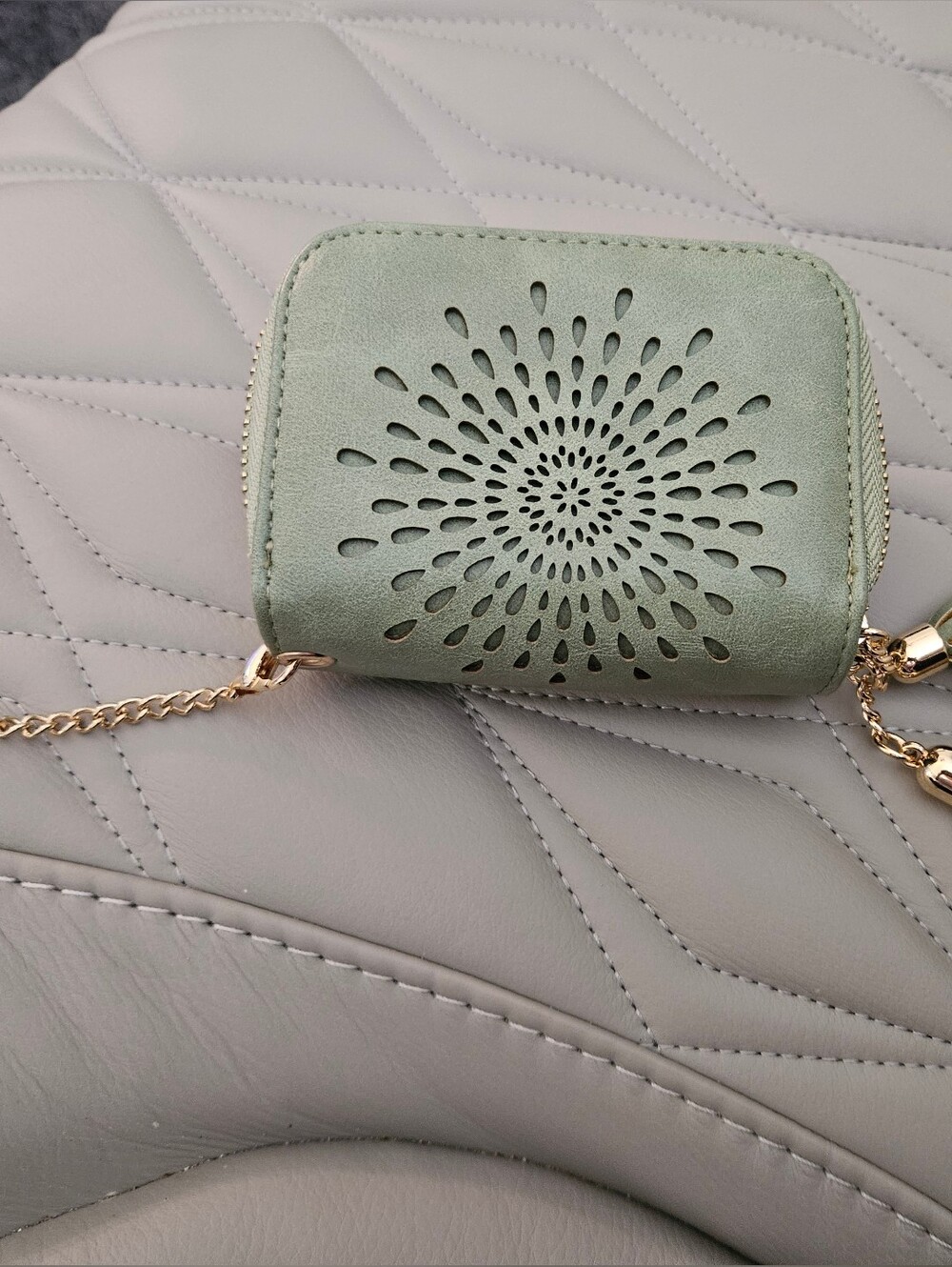 Mint Green Tassel Keychain Wallet - Picture 1 of 5